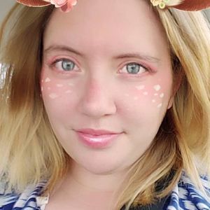 Meet your Posher, Holly